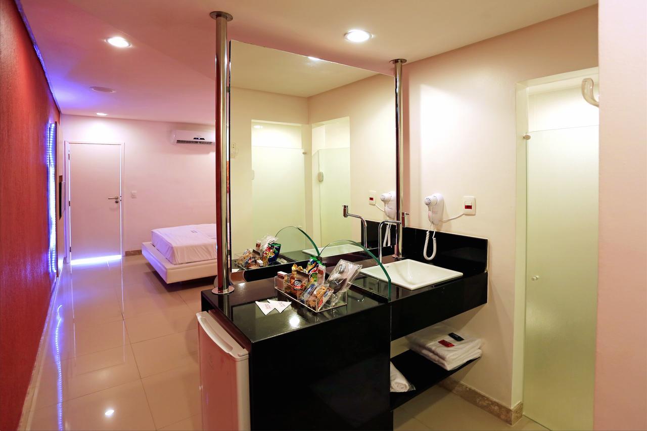 Dom Suites Motel (Adults Only) Salvador Extérieur photo